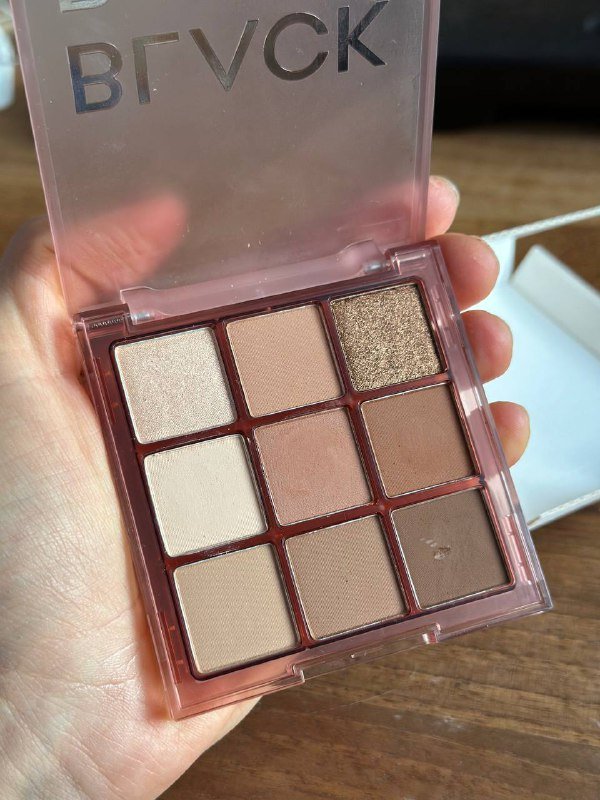 Палетка теней Black Rouge