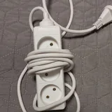 Селфи-палка, веб-камера, USB-хаб, коврик, калькулятор, удлинитель, машинка для катышков, расчёска 8