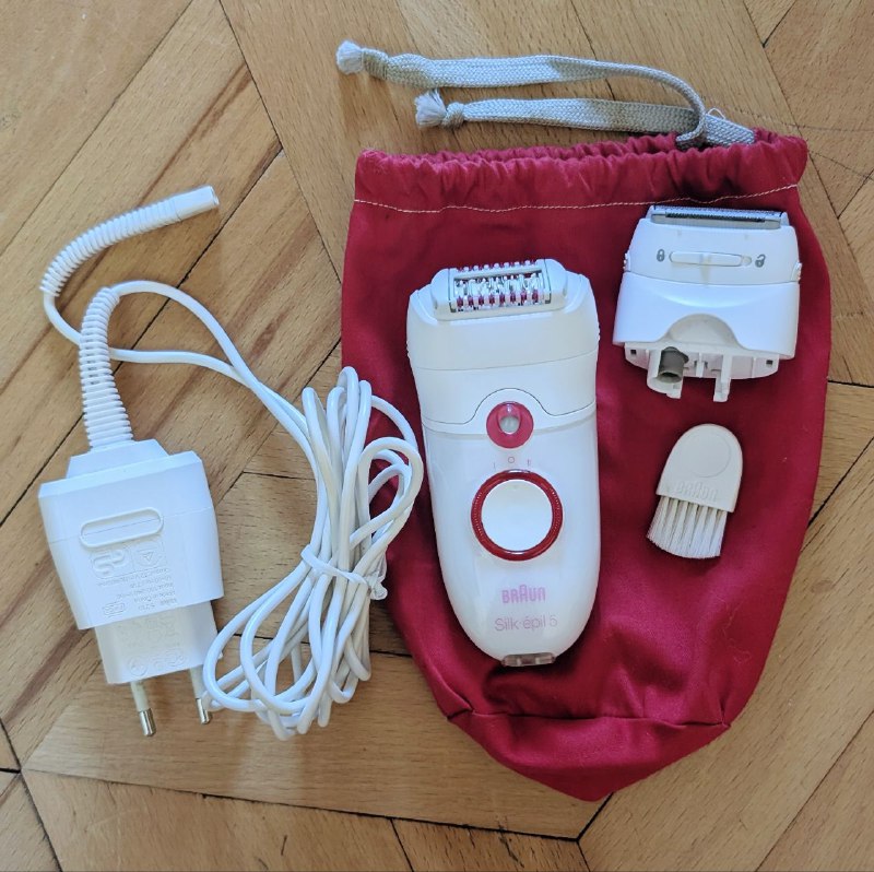 Эпилятор Braun Silk epil 5 с насадками и подсветкой