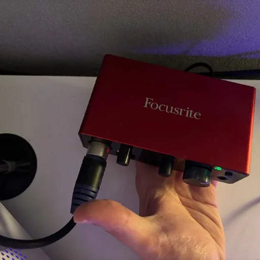 Focusrite Scarlett Solo, AT2020, наушники и аксессуары