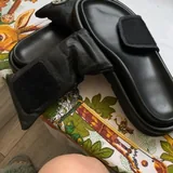 Шлепки новые 3