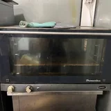 Стеллажи, конвектомат, морозилки, вытяжка, мотор, холодильный стол, сковороды 3