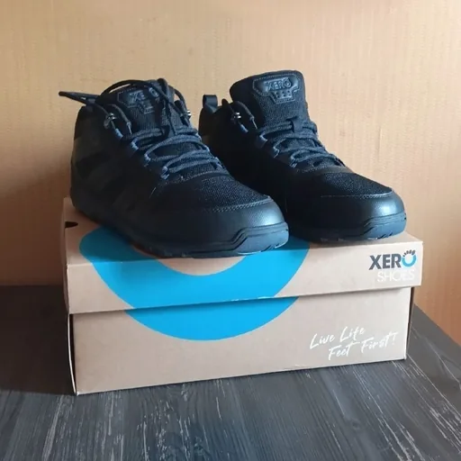Трекинговые босоногие ботинки Xero Shoes