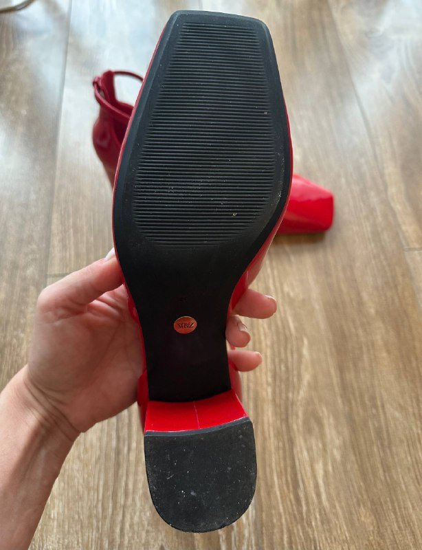 Юбка Mango, туфли Zara 38 размера 8