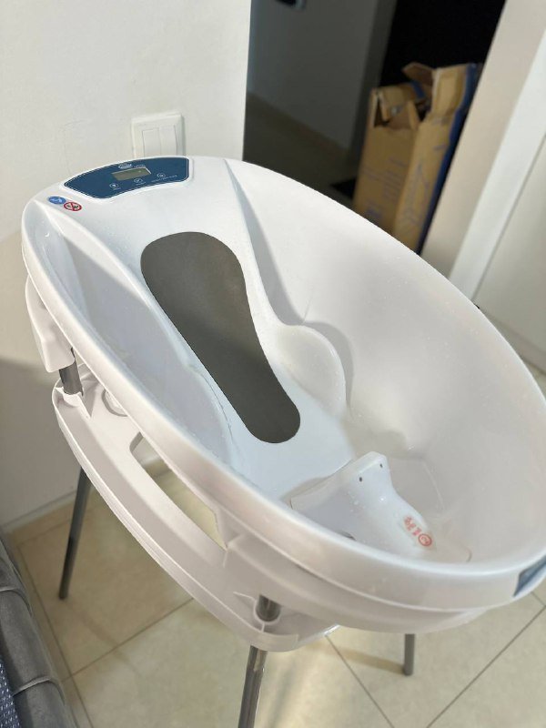 Ванночка с подставкой, переноска, молокоотсос 2