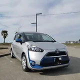 Toyota Sienta Hybrid 1