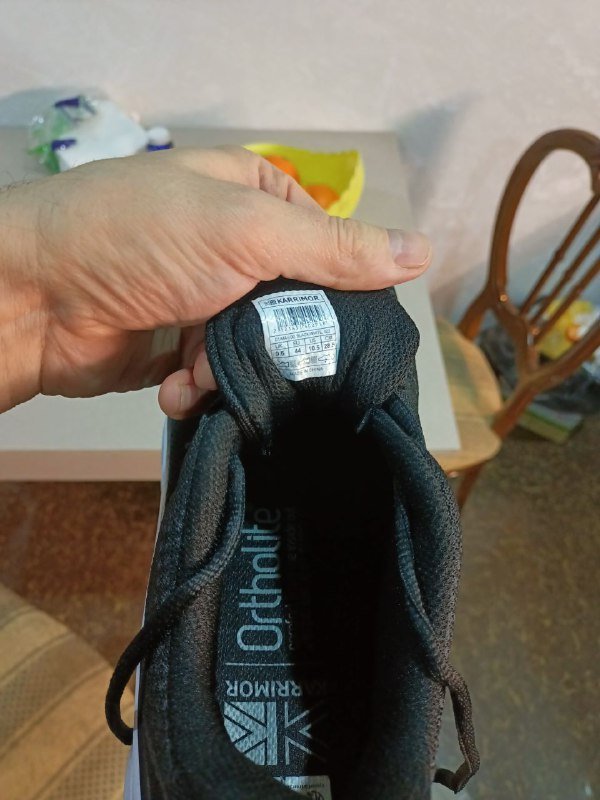 Черные кроссовки мужские 44 размер UK 9.5 1