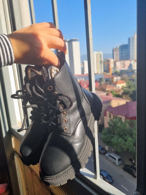 Обувь 31 размер серые и черные 7