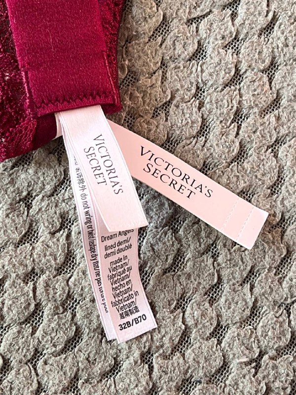 Комплект белья Victoria Secret 32в 3