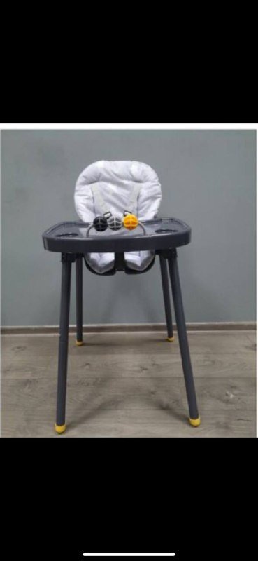 Прогулочная коляска, стульчик для кормления 2