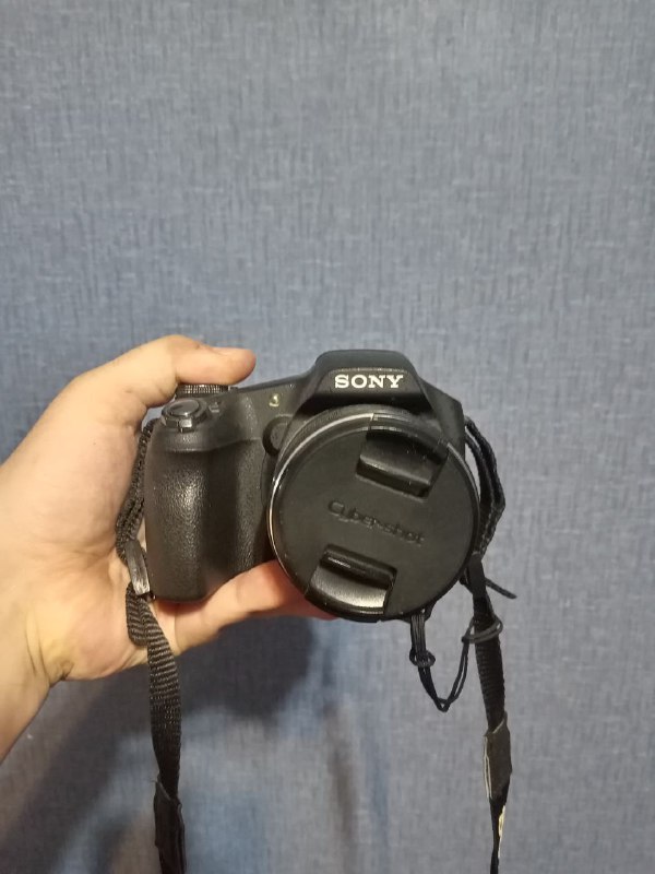 Камера Sony DSC-HX100V с аксессуарами 3