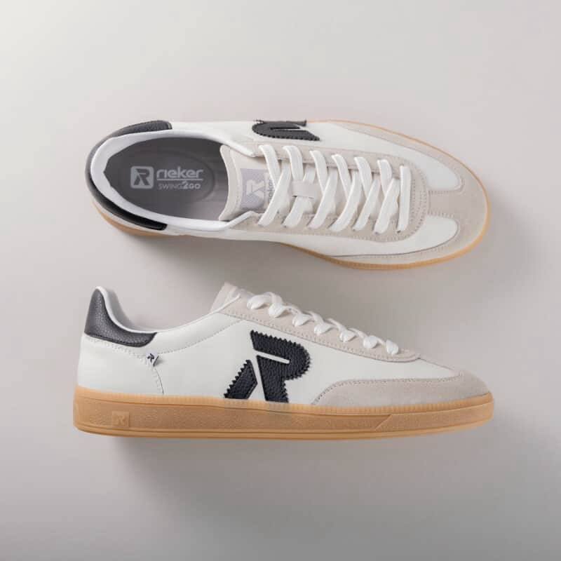 Кроссовки размер 41.5 новые