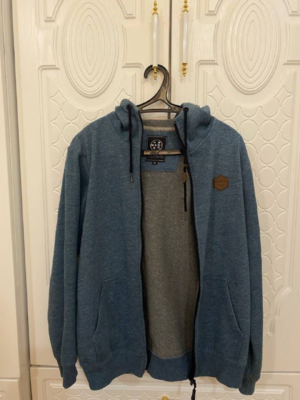 Куртка Wrangler, две флиски Maui и Decathlon, брюки Outventure 2