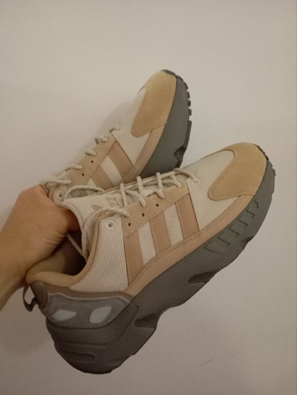 кроссовки Adidas, сумка на пояс