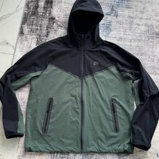 Nike Tech Woven Jacket
