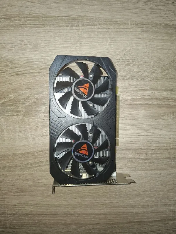 Видеокарта AMD Radeon RX 560