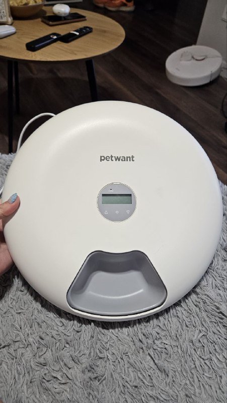 Автоматическая кормушка для кошек и небольших собак 1