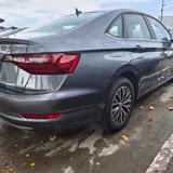 Volkswagen Jetta 1