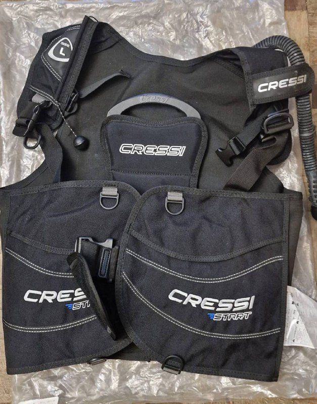 Жилет-компенсатор BCD Cressi Start, регулятор Beuchat VX 10, Nokta Simplex Ultra 2