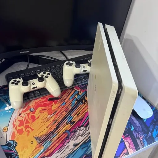 PS4 Slim, 2 джойстика