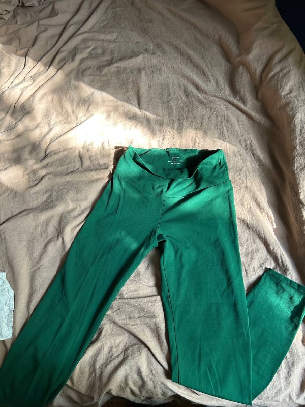 Женская одежда: платья, юбки, брюки, шорты, топы 7