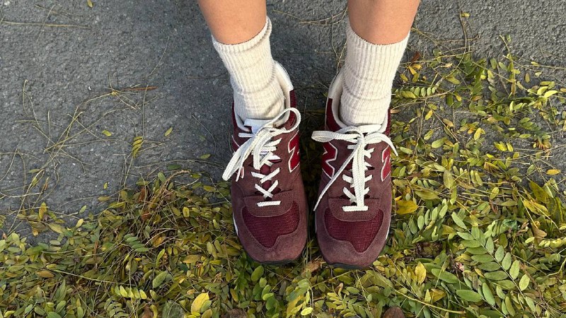 Рубашка, кроссовки, юбка, плащ, свитер, куртка, лонгслив 2