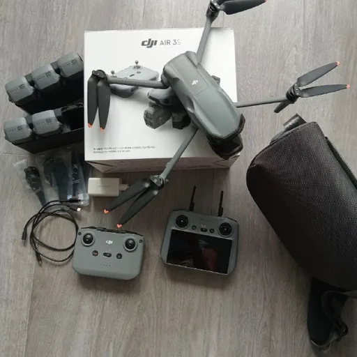 Дрон DJI Air 3S