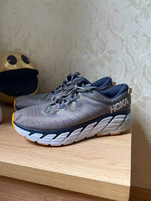 Hoka мужские кроссовки 1