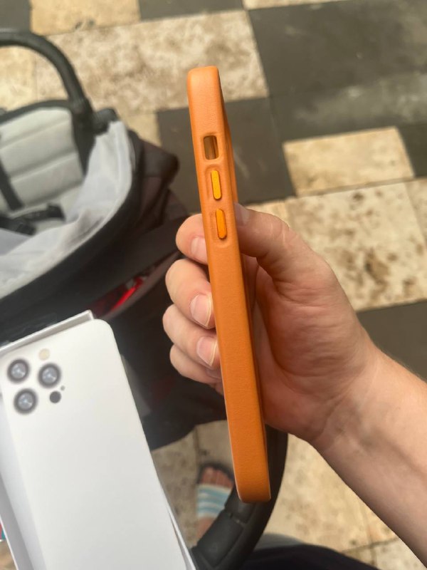 Чехол для iPhone 13 Pro Max кожаный