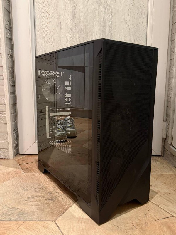 Корпус для пк MSI MAG Forge 320R Airflow Mid-Tower 2