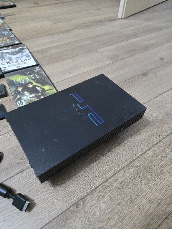 Sony PlayStation 2 с играми и аксессуарами 4