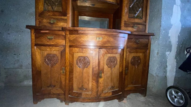 Шкаф в хорошем состоянии 3