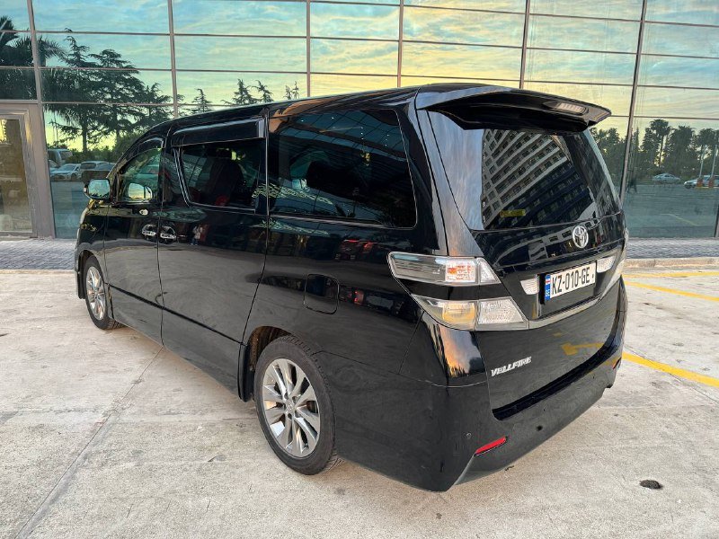 Toyota Vellfire 2011 минивен 5