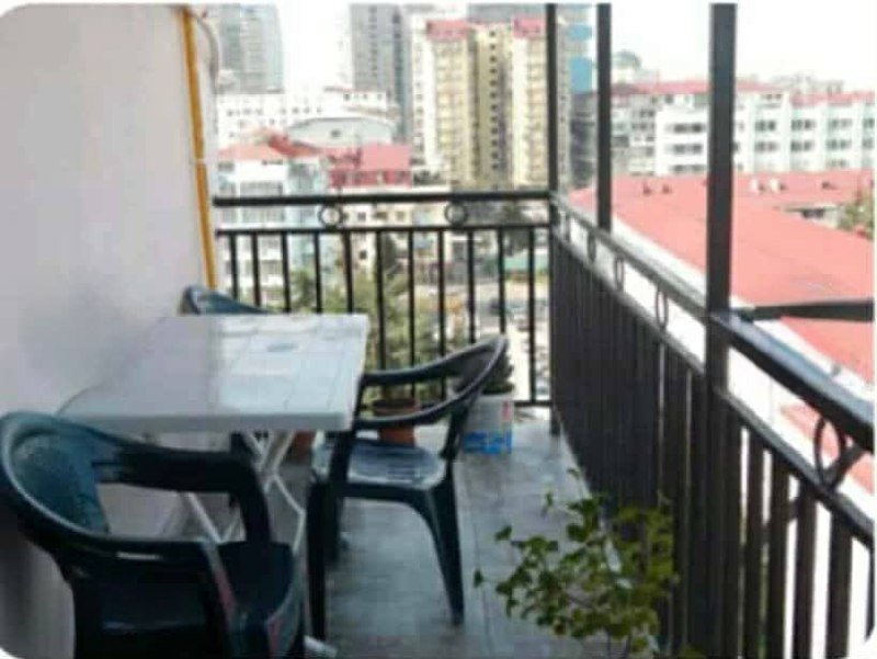 3-комнатная квартира с 2 спальнями в Батуми, аренда на год 8