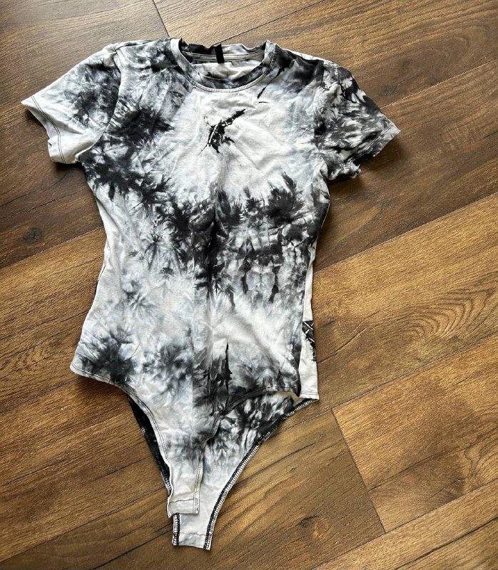 Лонгслив аниме, жилетка укороченная, боди тай дай, лонгслив сеточка, джемпер Zarina, ассиметричная юбка, укороченный джемпер 3