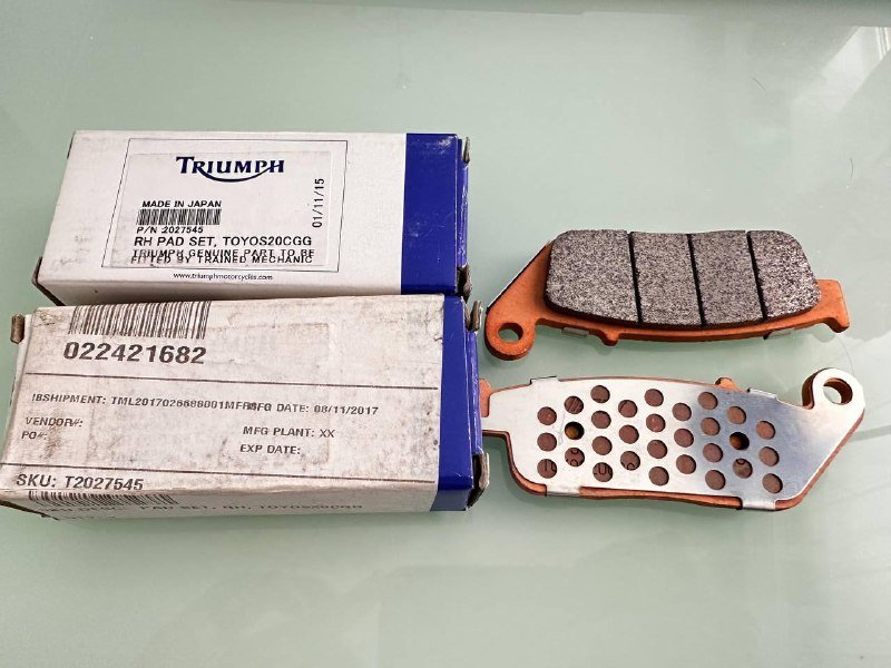 Передние тормозные колодки для мотоцикла Kawasaki 650