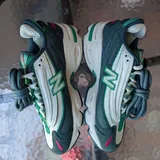 Женские кроссовки New Balance 1000 3