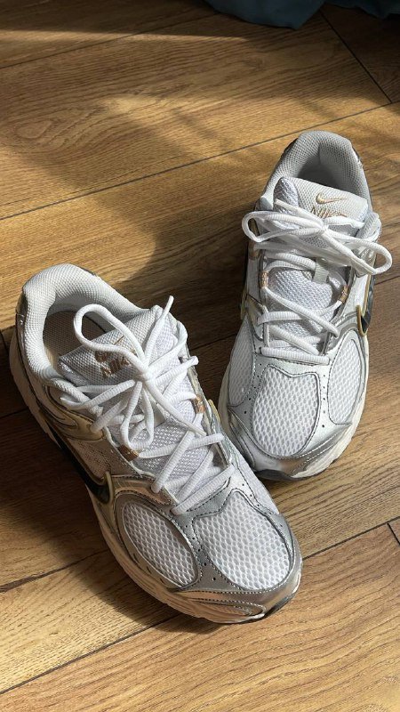 Белые мужские кроссовки Nike новые размер 42.5 2