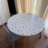 Children's table and chair 2