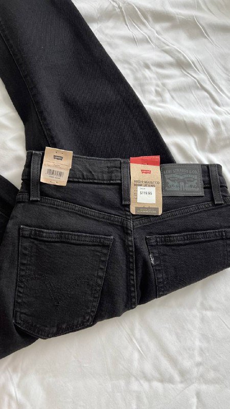 Джинсы Levi's женские 24 размер 4