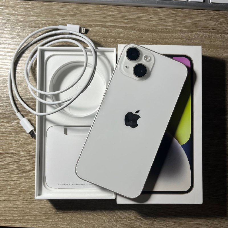 iPhone 14 128GB Starlight