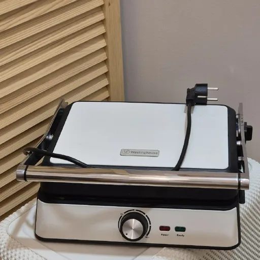 Контактный гриль Westinghouse Retro 2200W