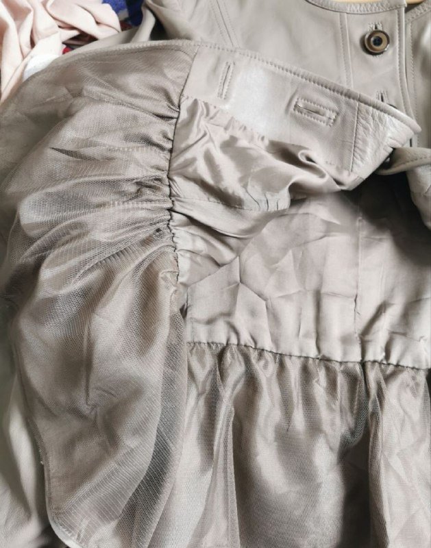 Курточка на осень из натуральной кожи размер М 4