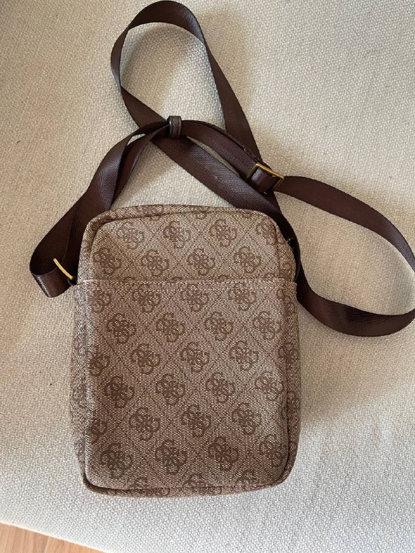 Сумка GUESS оригинал 2