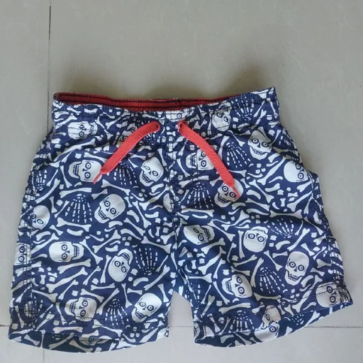 Детские шорты H&M