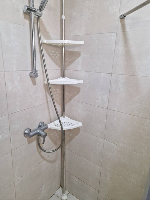 Полка в ванную комнату