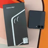 Samsung Galaxy Z Flip 7 2