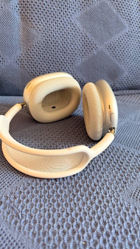 Apple Watch series 9 45 мм, AirPods Max 1 поколение 6