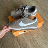 Nike Cortez Vintage Suede 2