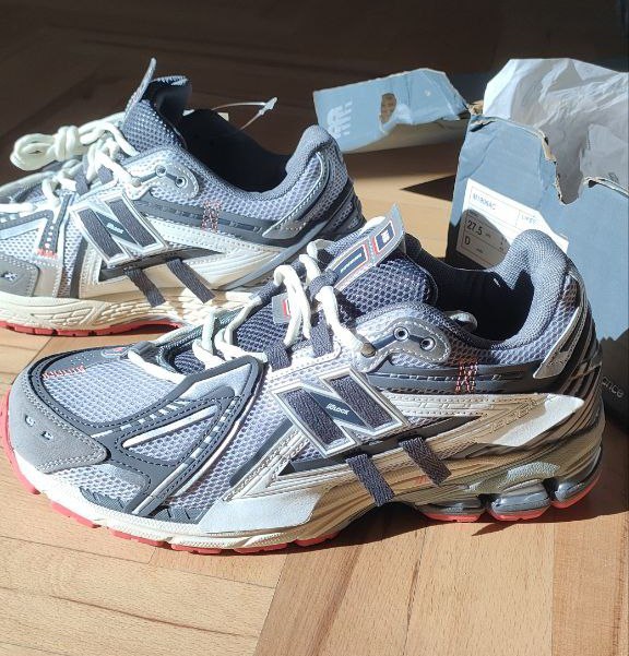 Футболка Full Metal Jacket, кеды, кроссовки New Balance 9